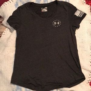 Under armour gray wounded warrior T-shirt size-L